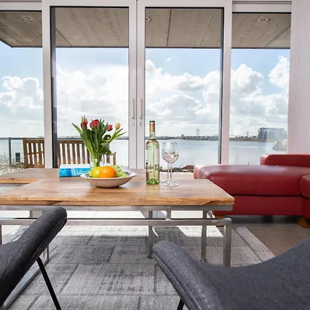 Dock 76 Main Apartment Olpenitz