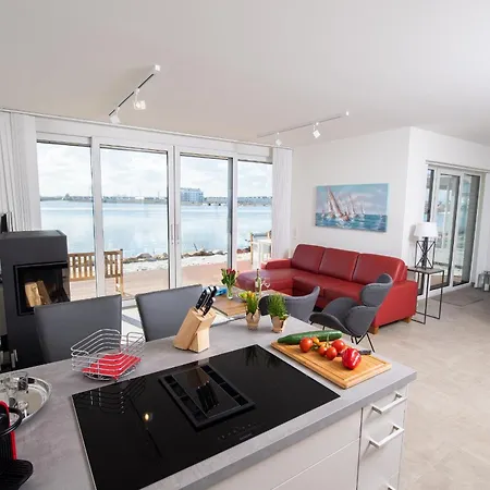 Dock 76 Main Apartment Olpenitz