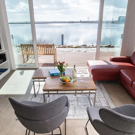 Apartment Dock 76 Main